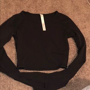 Lululemon nulu fabric crop top